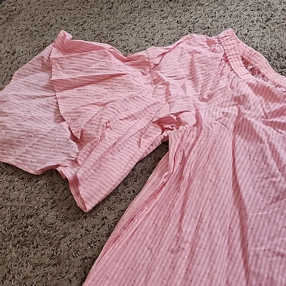 Top - Picture 2 of 7